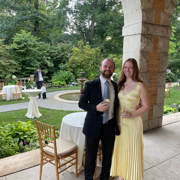 Elegant Yellow Pleated Dress - Picture 4 of 4
